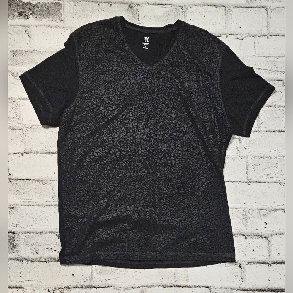 INC International Concepts Mens Black Animal Print V Neck Tee Large